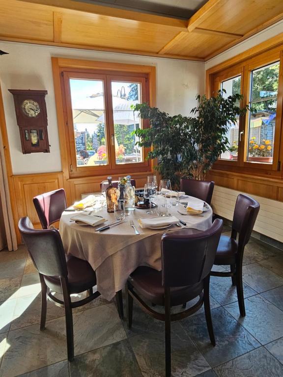 Fotografie z fotogalerie ubytování Hôtel Restaurant du Marchairuz v destinaci Le Brassus