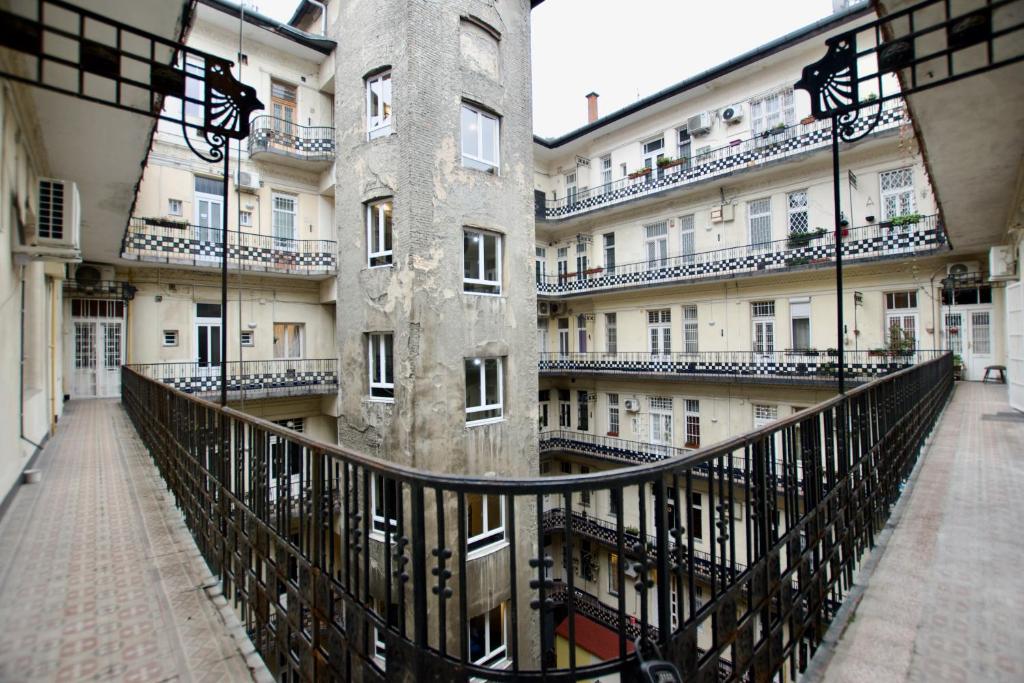 Standard Apartment by Hi5- Király 82 1068 Budapest, 82 Király utca kép - 1