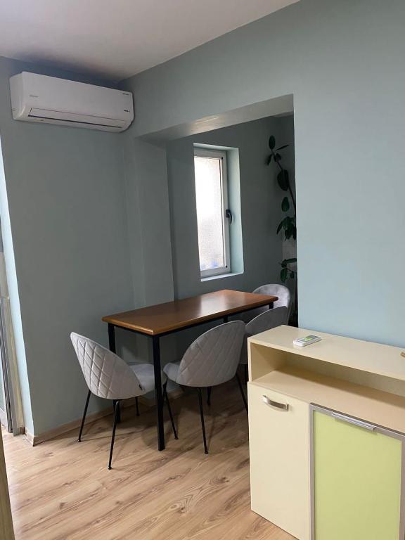 Itan’s apartments - Image 9