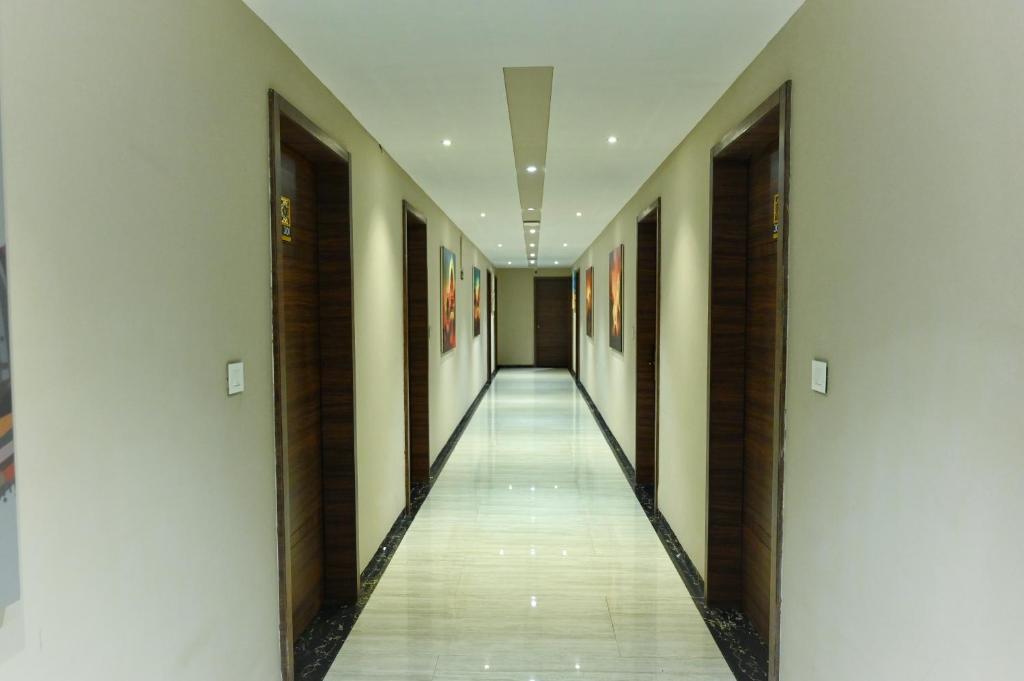 Fotografie z fotogalerie ubytování The One Hotel Nashik v destinaci Nášik