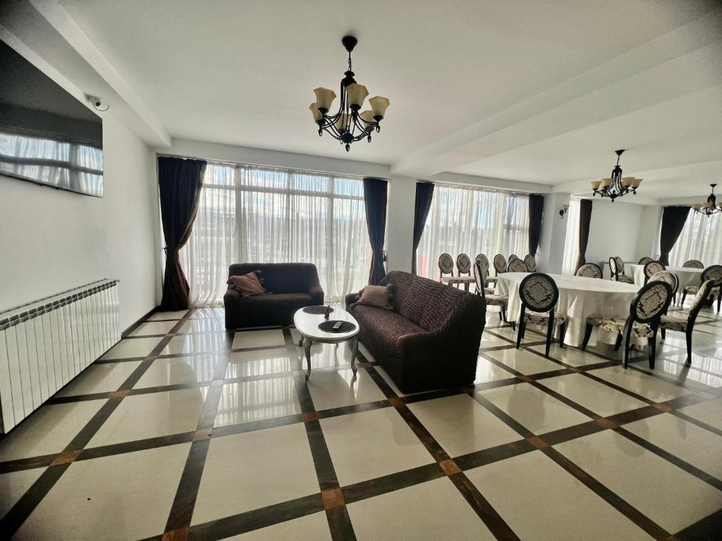 4 Room Rental Unit - Appartement