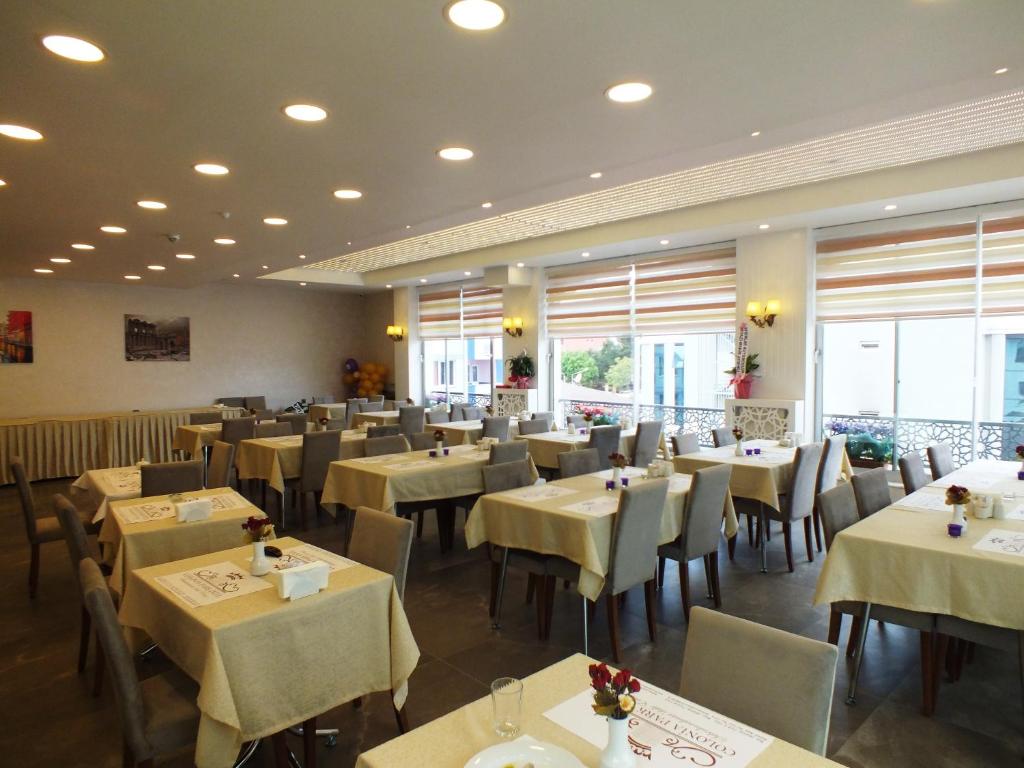 Restaurace v ubytování Colonia Park Otel