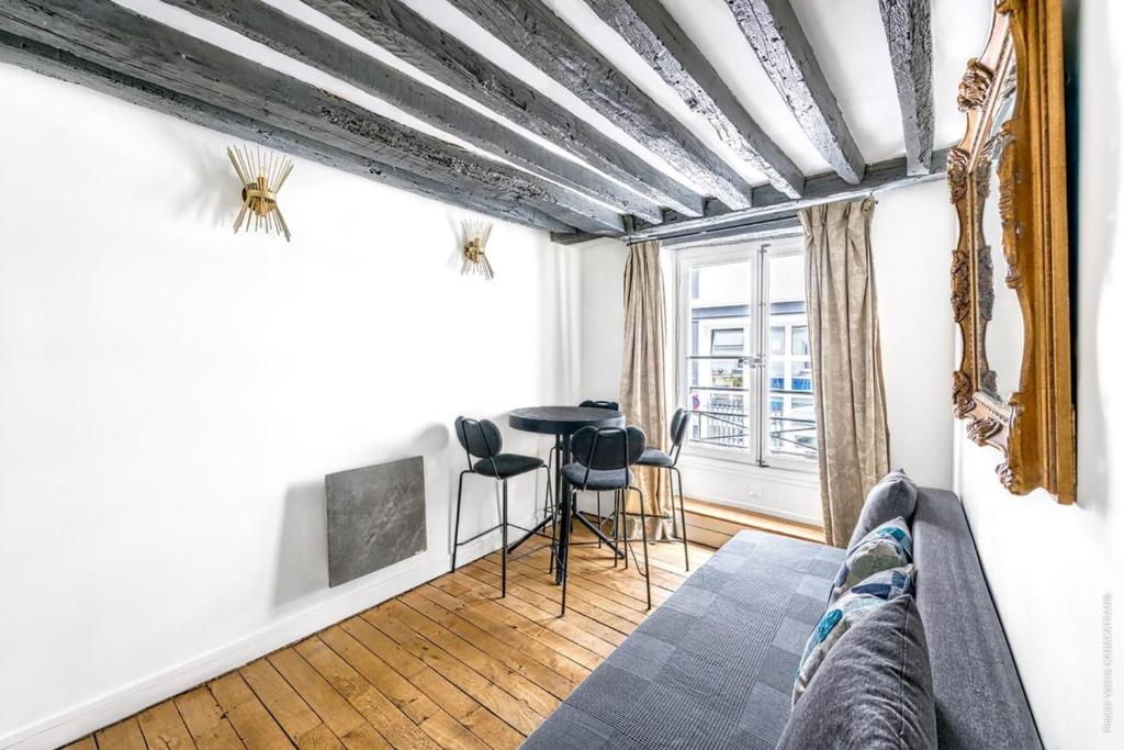 Posedenie v ubytovaní Grands Boulevards - Vivienne 1bdr