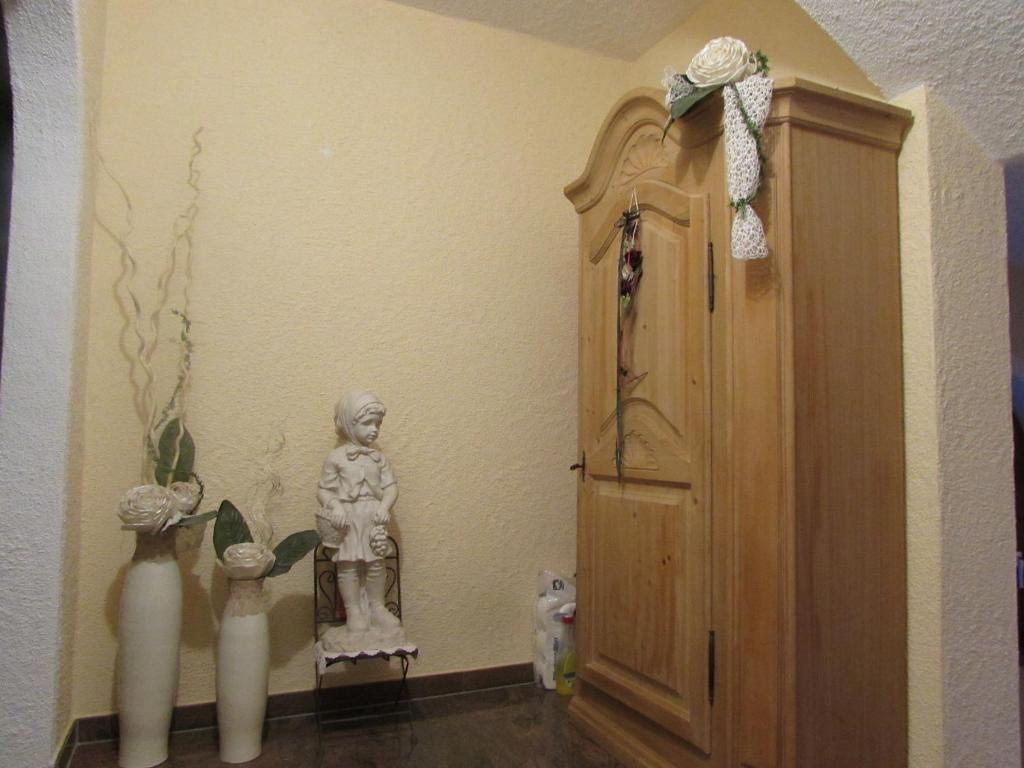 Fotografie z fotogalerie ubytování LEOPOLDINE Apart Zimmer v Längenfeldu