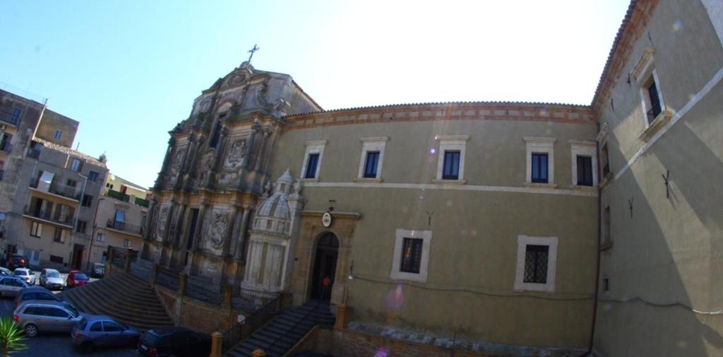 Fotografie z fotogalerie ubytování Gualtiero Camere & Suite v destinaci Caltagirone