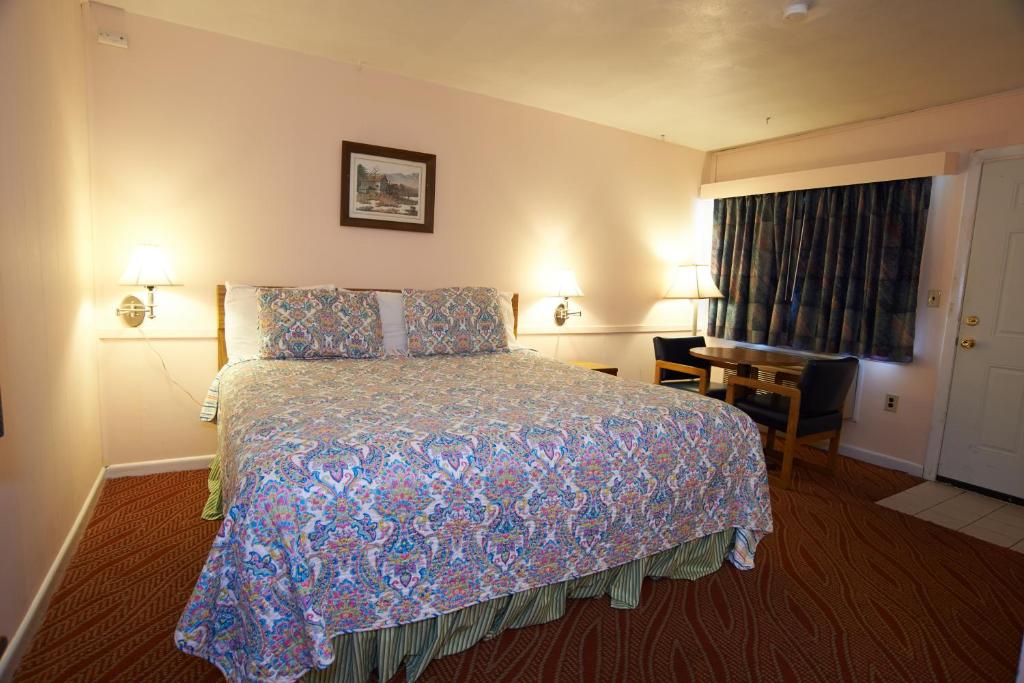 Clinton Motel - King Room