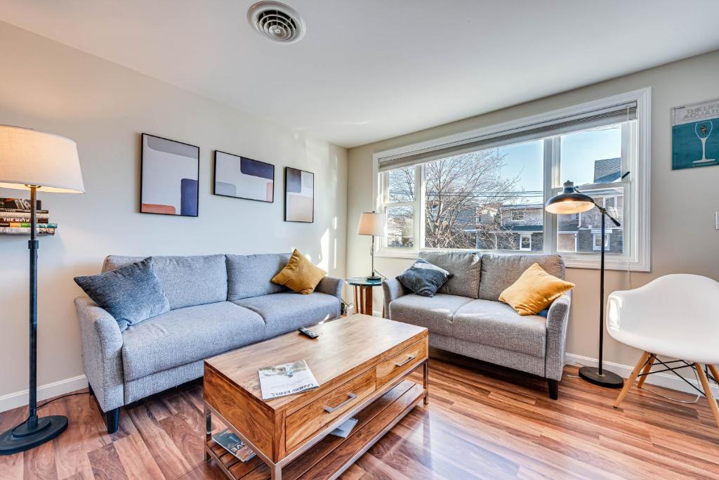 Badgers Island Condo Near Restaurants and Marina!, Kittery (updated