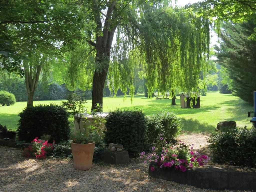 Gallery image of Le Jardin in Laragne