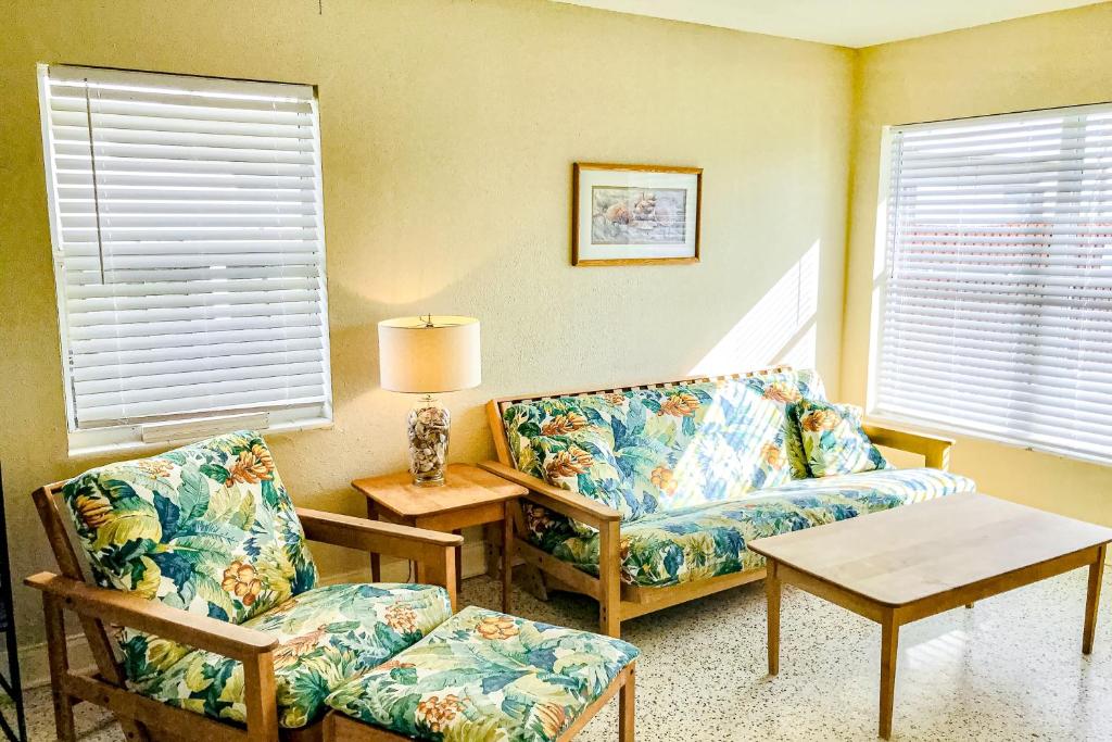 Seaside Oasis, New Smyrna Beach (updated prices 2024)