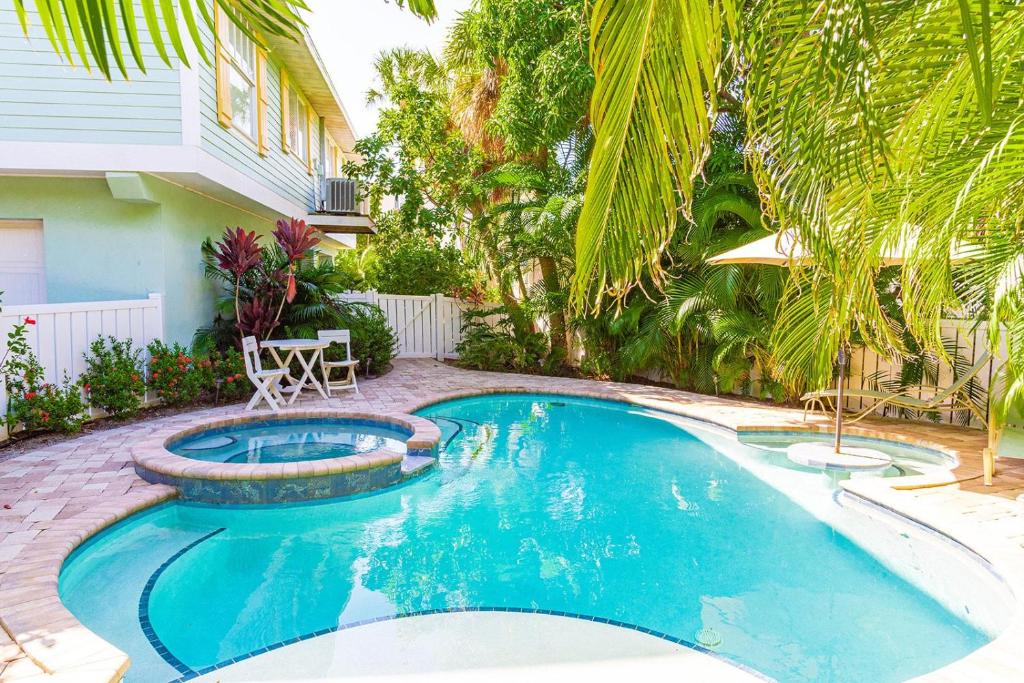 Beach Bliss, Holmes Beach (updated prices 2024)