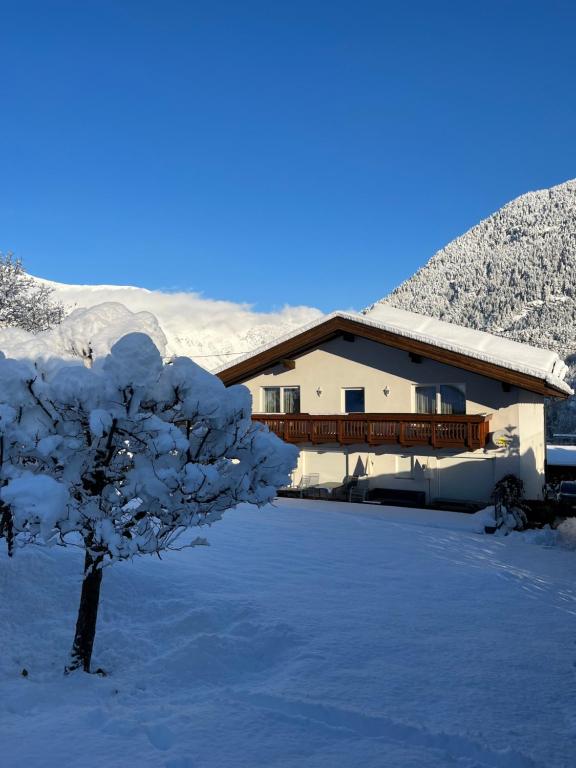 Chalet Bernegg v zimě