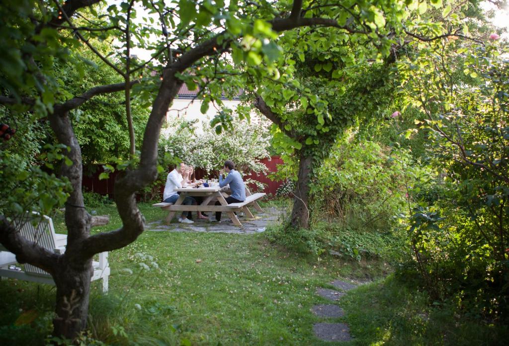 Zahrada ubytování Visby Logi & Vandrarhem
