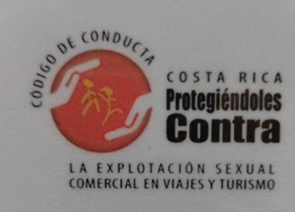 Certifikát, hodnocení, plakát nebo jiný dokument vystavený v ubytování Salamandra Costa Rica
