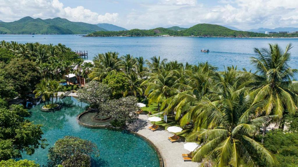 thuê villa Nha Trang view biển