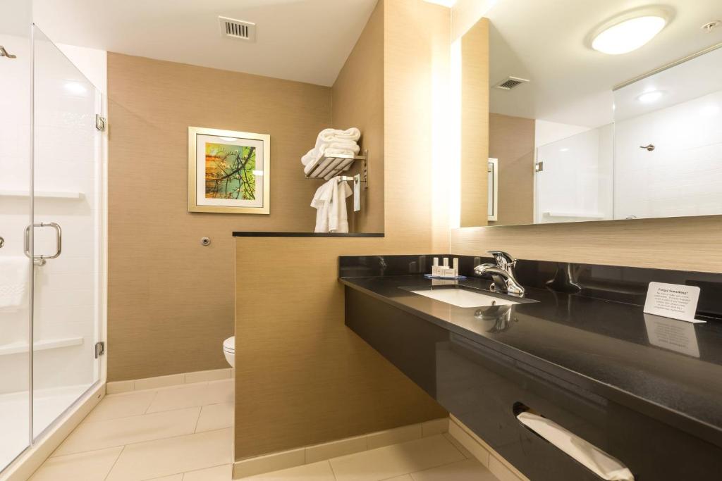 Fairfield Inn & Suites by Marriott Asheville Tunnel Road photo