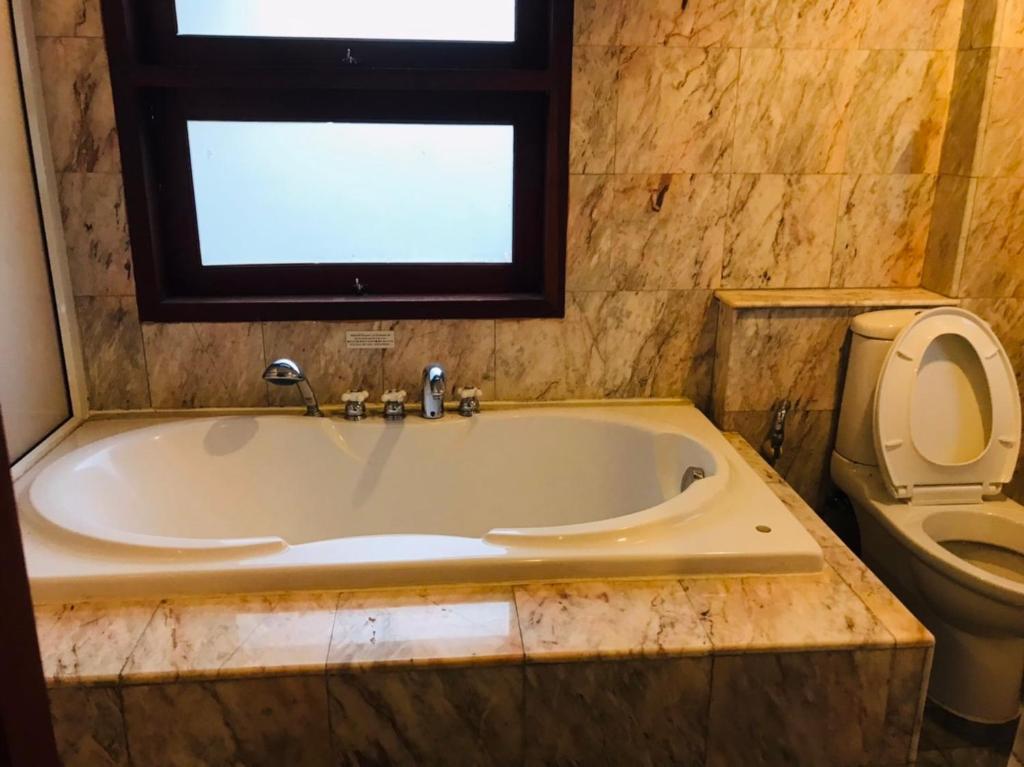 Saensukkho Hotel & Resort - Resim 36