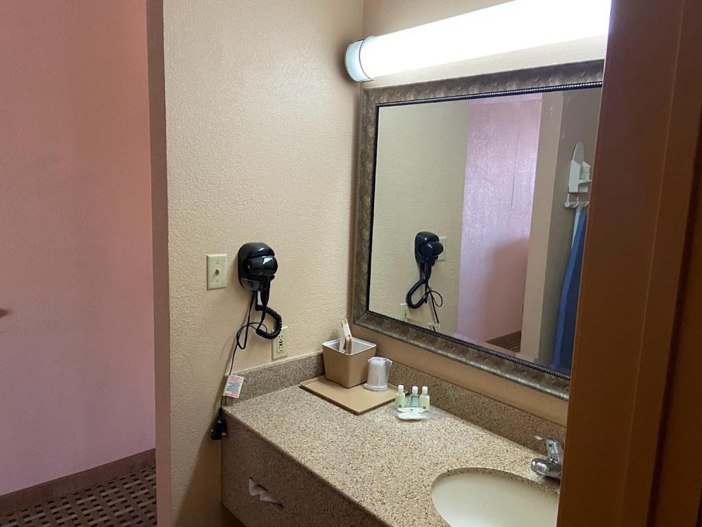 Quality Inn - Room King - Non-fumeur