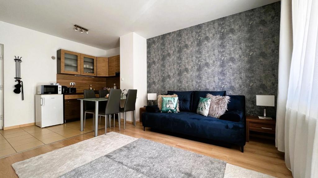 Cosy Living Apartment w Balcony 1116 Budapest, 10 Kondorosi út kép - 1