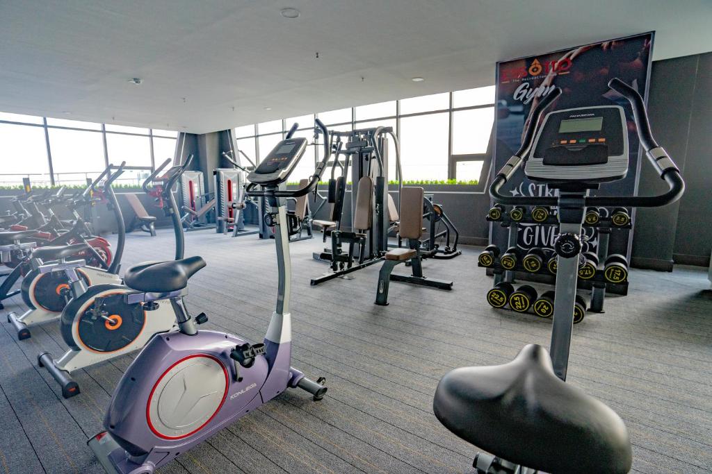 Fitness centrum a/nebo fitness zařízení v ubytování Essotto Recreation Hub