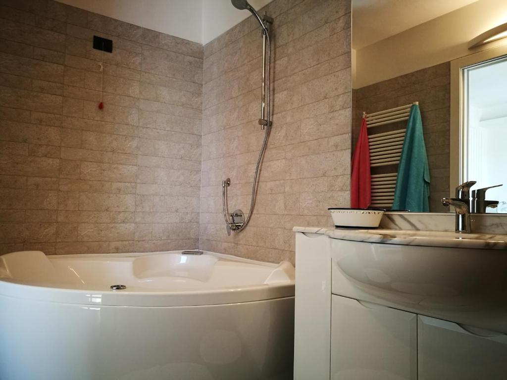 Koupelna v ubytování B&B La Terrazza Sui Fieschi