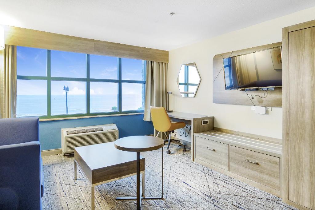 Holiday Inn Express - Gulfport Beach, an IHG Hotel - King Suite Avec Vue Sur L'océan - Non-fumeur