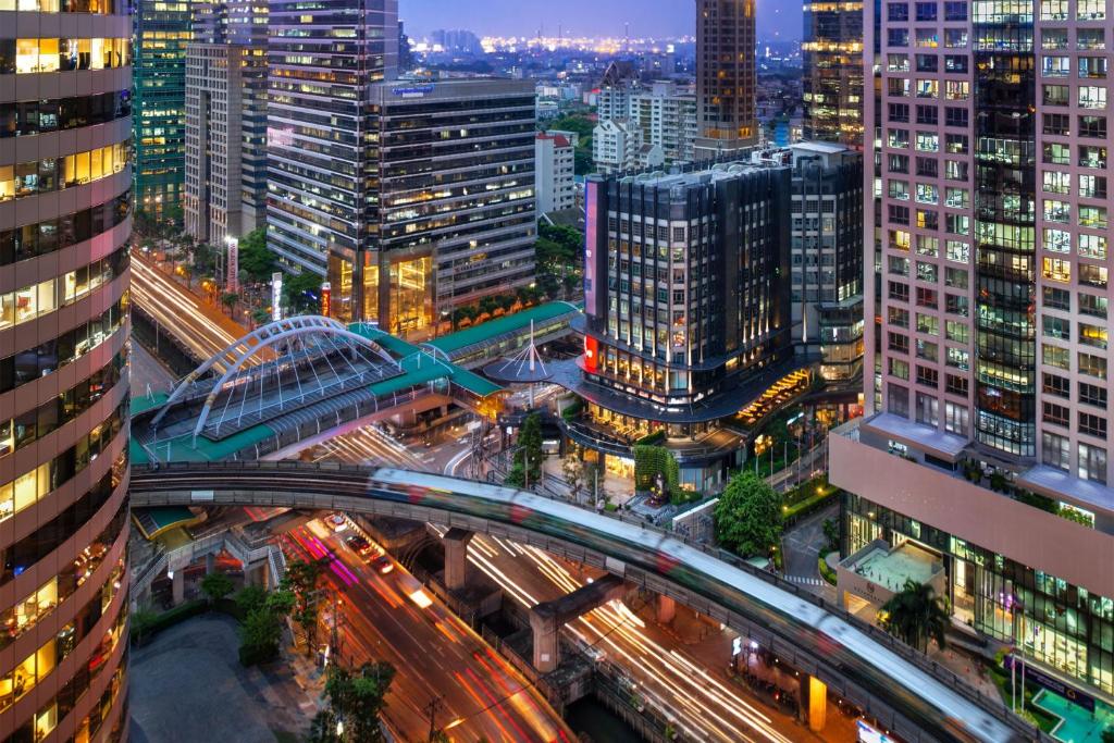 W Bangkok Hotel - 13