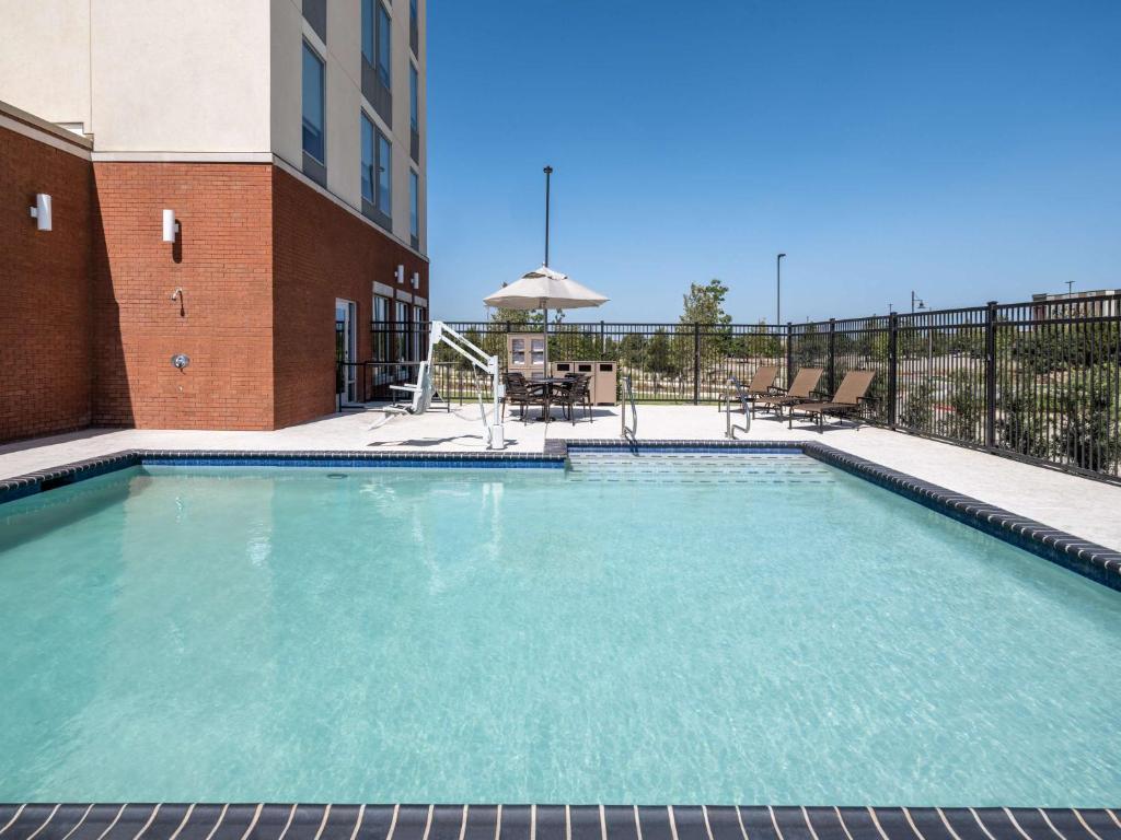 Hyatt Place Fort Worth-Alliance Town Center photo