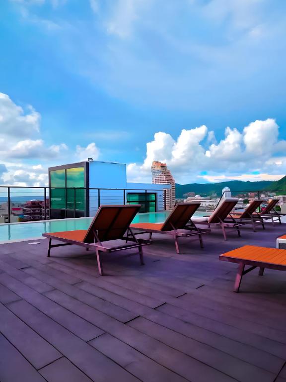 Phoenix Grand Patong - Resim 5