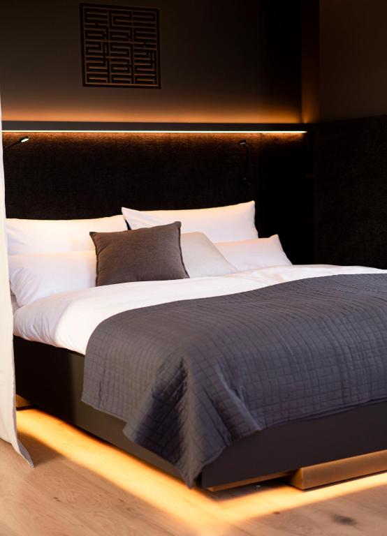 YokoLou - Design-Apartments - Estudio De Reina