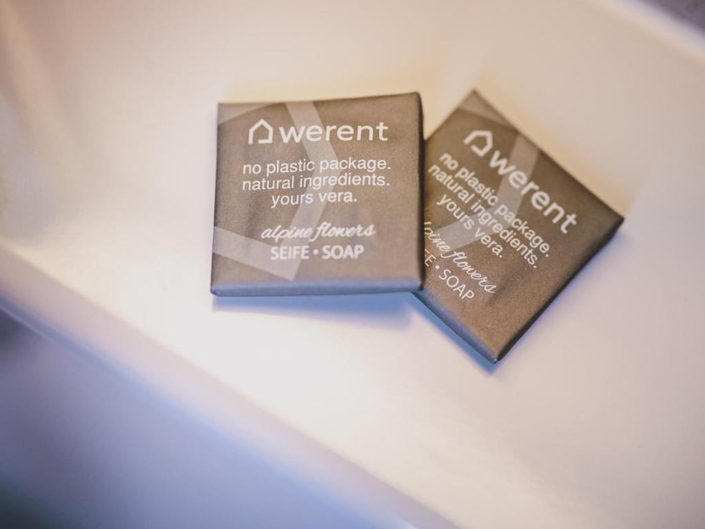 Certifikát, ocenenie alebo iný dokument vystavený v ubytovaní Appartements Enzian by we rent