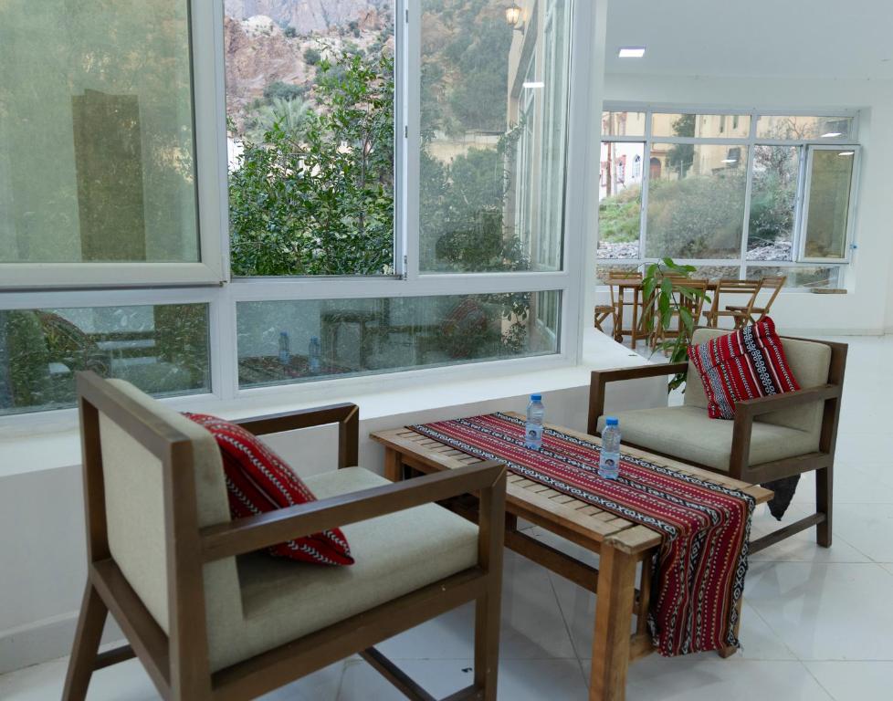Posezení v ubytování Hadash guest house