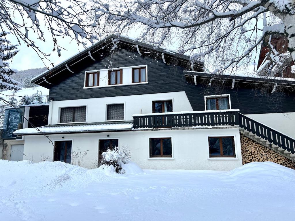 Appartements Chalet Lauranoure Centre Station v zimě