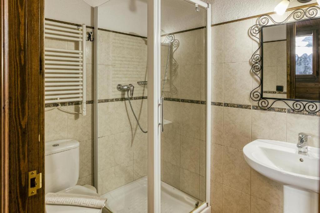 Nastura Casa Rural L'Art - Deluxe Queen Room