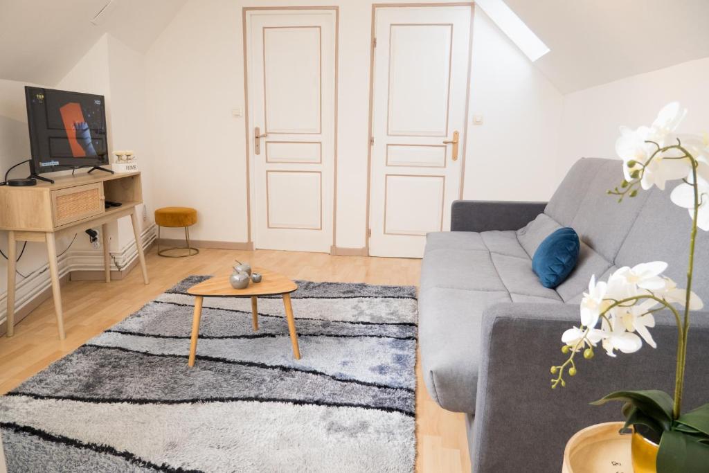 Appart lumineux proche centre 4 pers, Saint-Quentin (updated prices 2024)