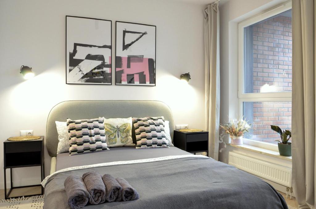 Private parking, secure building - Central apartments Old Town & Main Station - 7