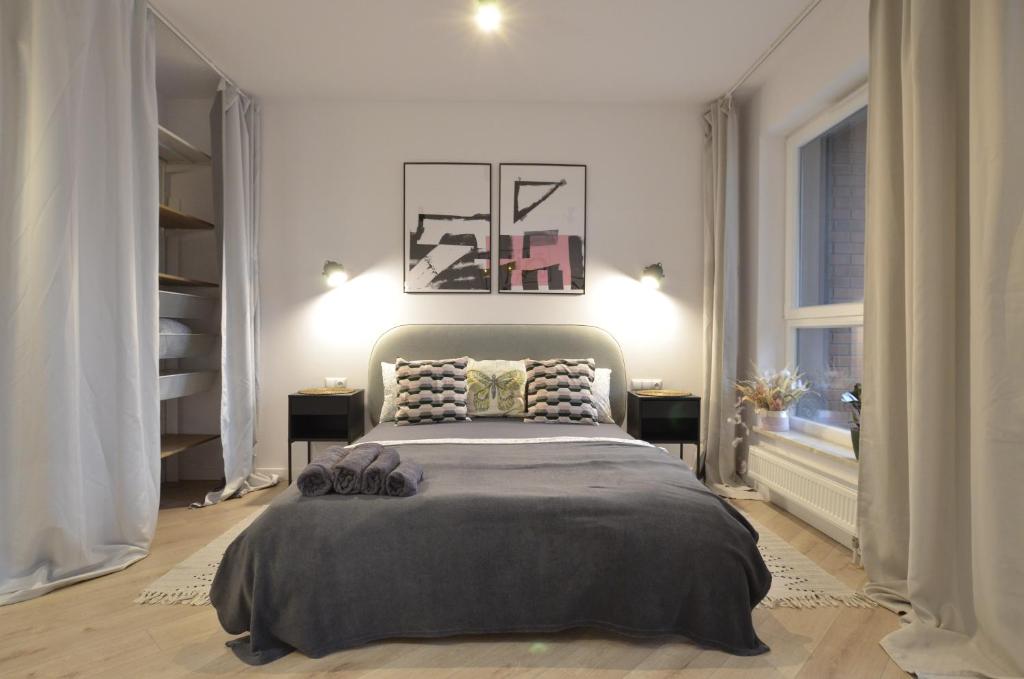 Private parking, secure building - Central apartments Old Town & Main Station - 8