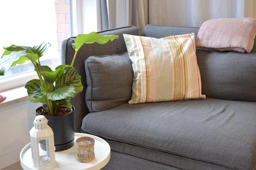 Private parking, secure building - Central apartments Old Town & Main Station - 10