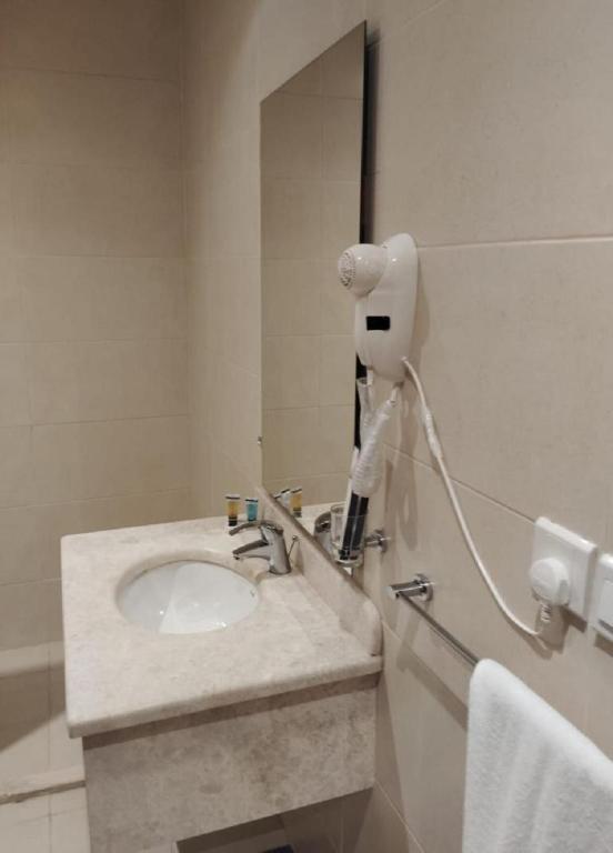 Koupelna v ubytování The S Hotel - jeddah - prince sultan street - فندق ذا اس - جده - طريق الامير سلطان