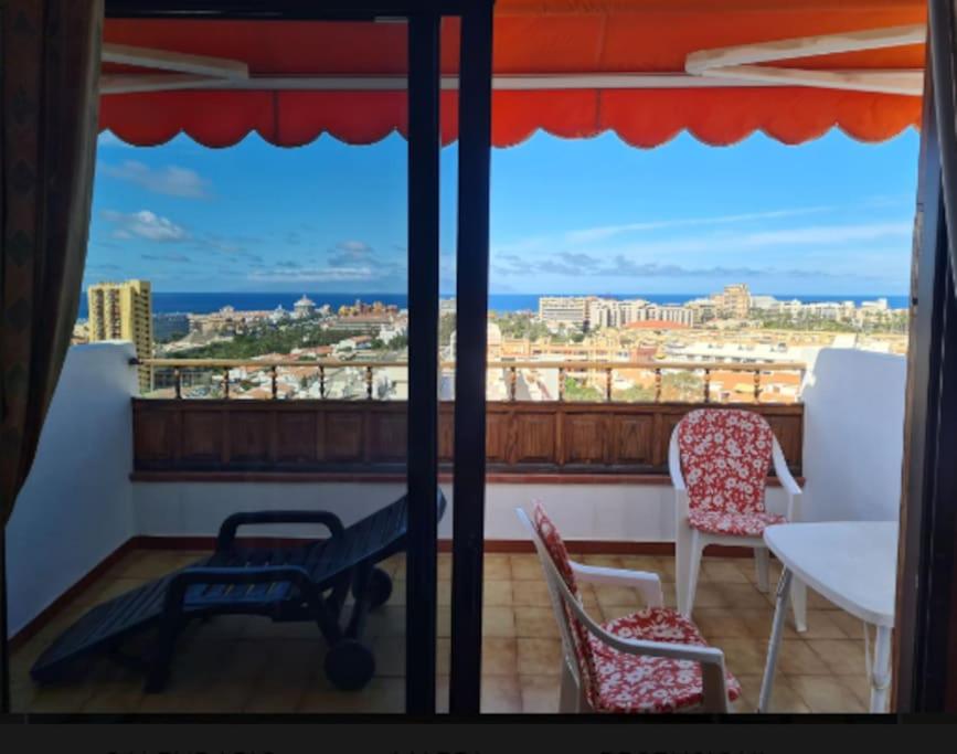 Rooftop Apartment Los Cristianos, Los Cristianos (updated prices 2024)