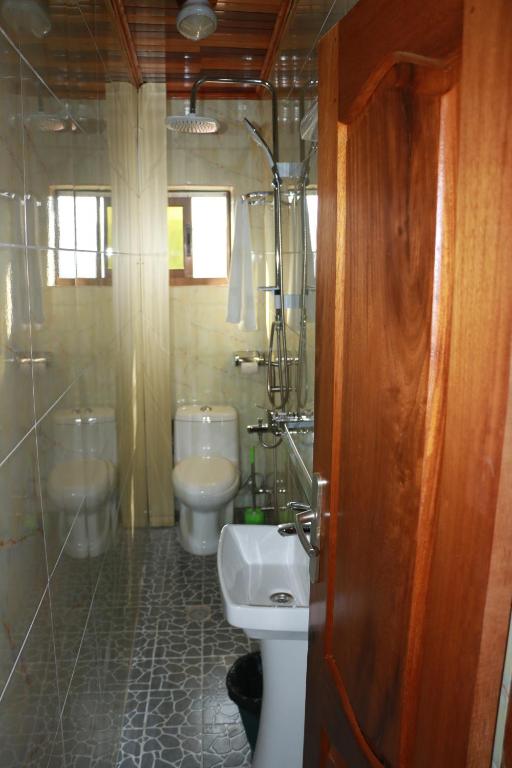 Koupelna v ubytování DEUDJUI HOTEL