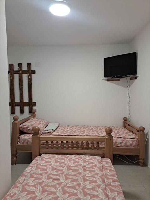 Postel nebo postele na pokoji v ubytování STD "Vila Bor" Stara planina