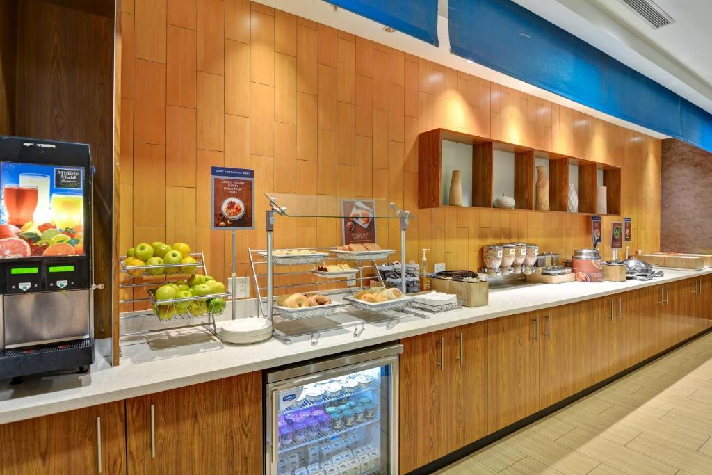 SpringHill Suites Cincinnati Airport South photo
