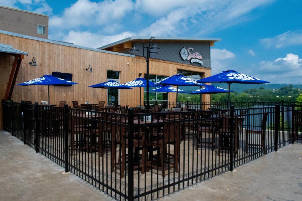 SpringHill Suites by Marriott Downtown Chattanooga/Cameron Harbor photo