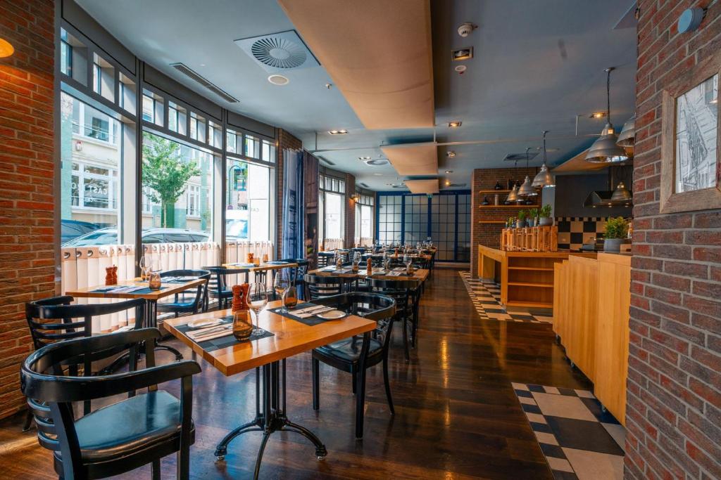 Hamburg Marriott Hotel - Resim 43