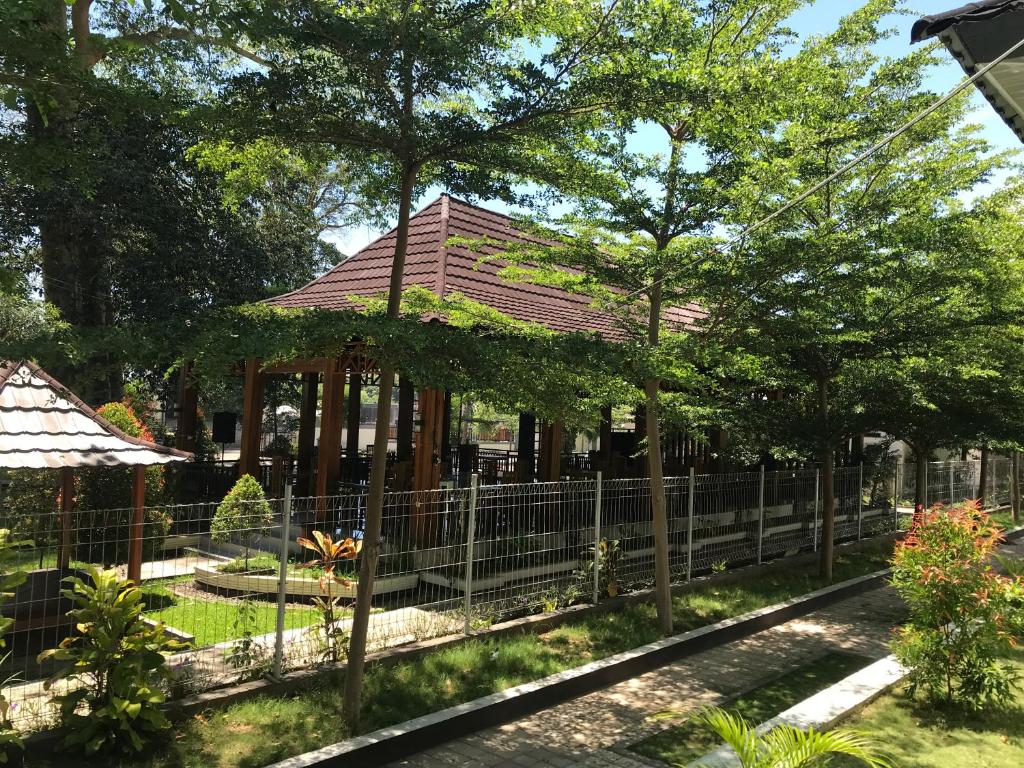 Pohon Purba Resort & Restaurant - Quarto Duplo