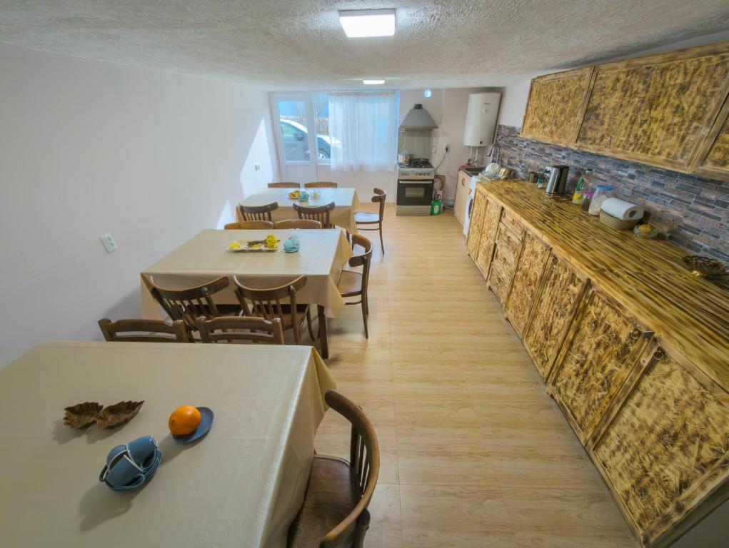 Kuchyň nebo kuchyňský kout v ubytování Cypress guesthouse