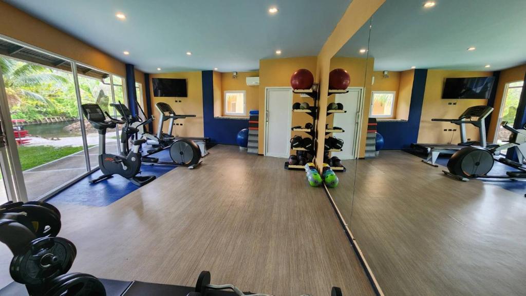 Fitness centrum a/nebo fitness zařízení v ubytování Private Pool Villa Melina - Koh Chang