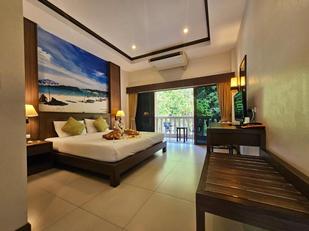 Ratana Hill Patong - 12