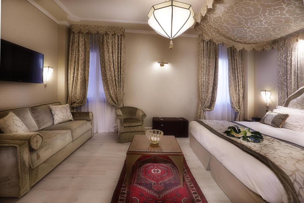 Ai Mori d'Oriente - Resim 14