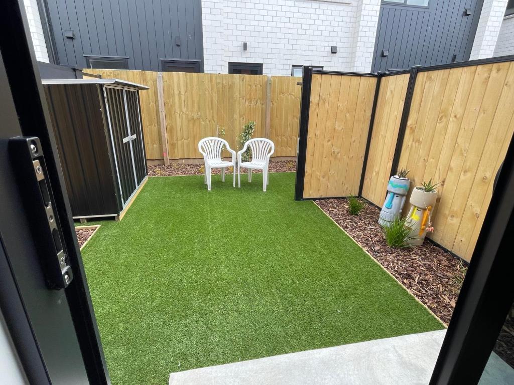 Modern Loft in Christchurch CBD with Private Courtyard - Resim 19